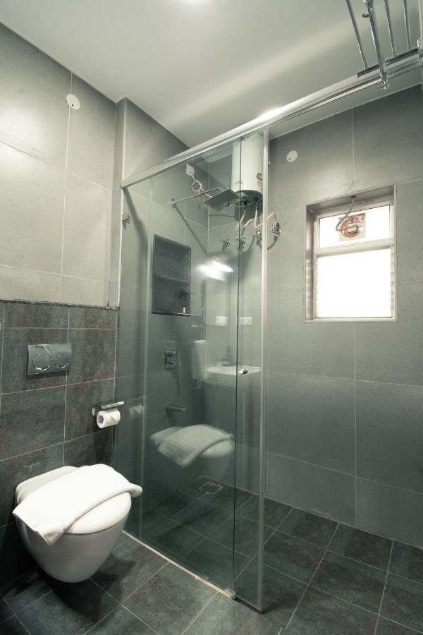 Athulya Residence Suite Rooms Bangalore Exterior foto