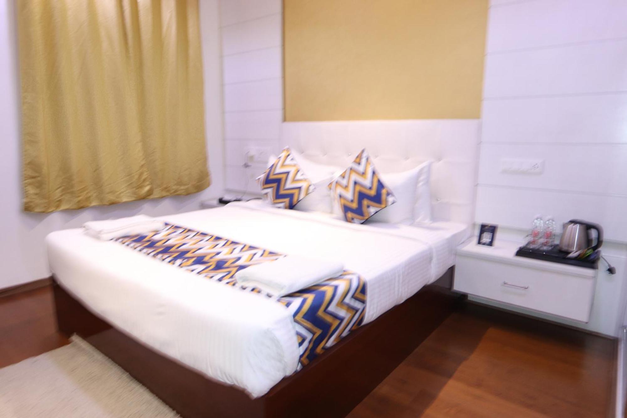 Athulya Residence Suite Rooms Bangalore Exterior foto